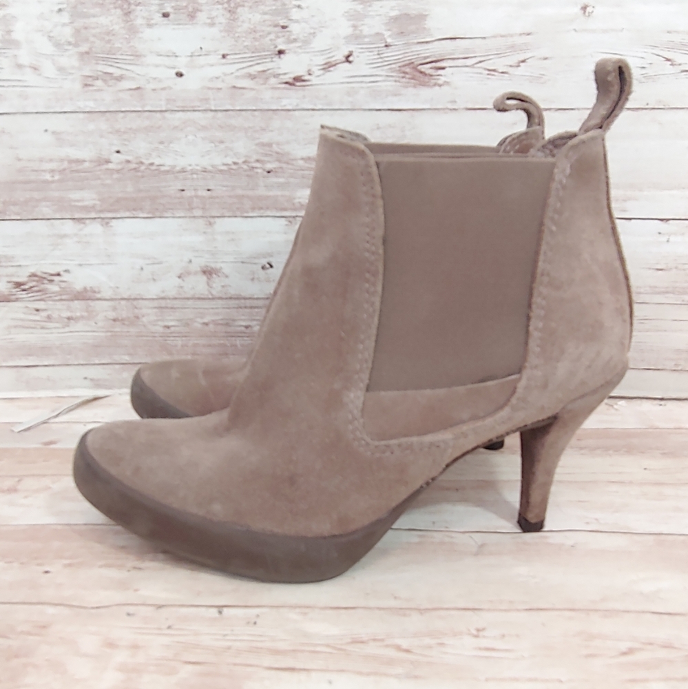 Pedro Garcia Taupe Suede Ankle Booties - Picture 4 of 16
